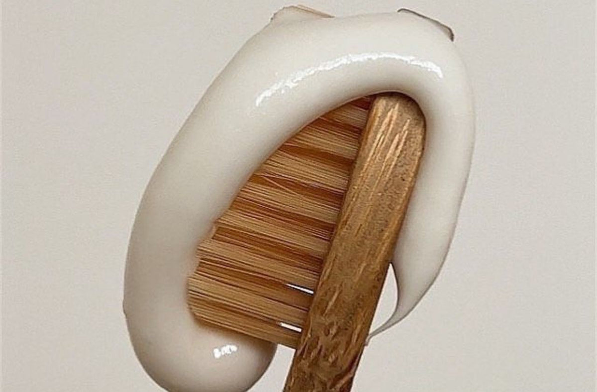 non toxic ingredient toothpaste perioral dermatitis