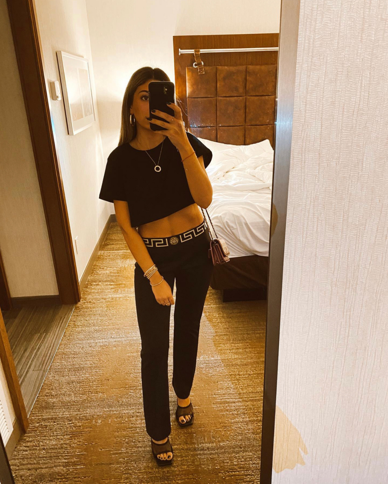 COLOMBÉ 100% COTTON CROPPED TEE